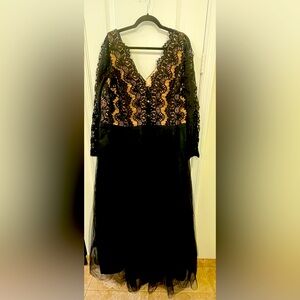 City Chic Rare Beauty XL (22/24) Maxi Formal Dress/Gown